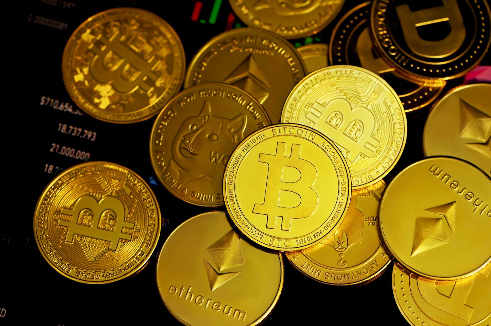 Navigating the Crypto Craze: Strategies for Investing in Digital Assets